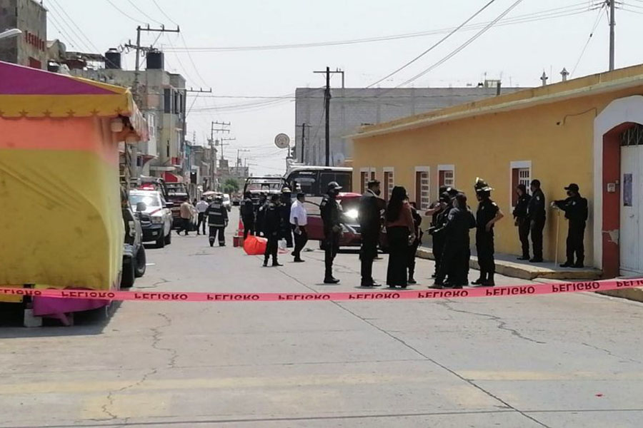 Dejaron bomba en auto de funcionario de Chiautzingo