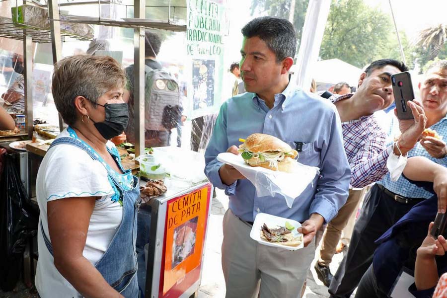 En el Parque del Carmen se realiza el Festival de la Cemita