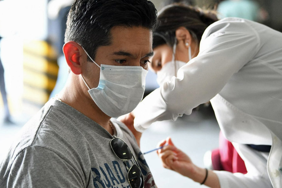 Habrá vacunación para menores de edad en Puebla en mayo