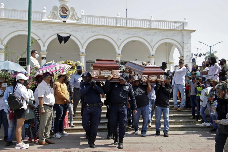 Confirmó Barbosa la detención de 20 policías de Acatlán