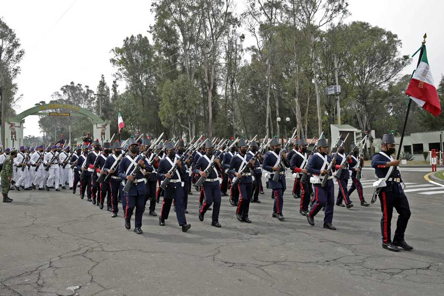 Será histórico el Desfile del 5 de Mayo: Barbosa