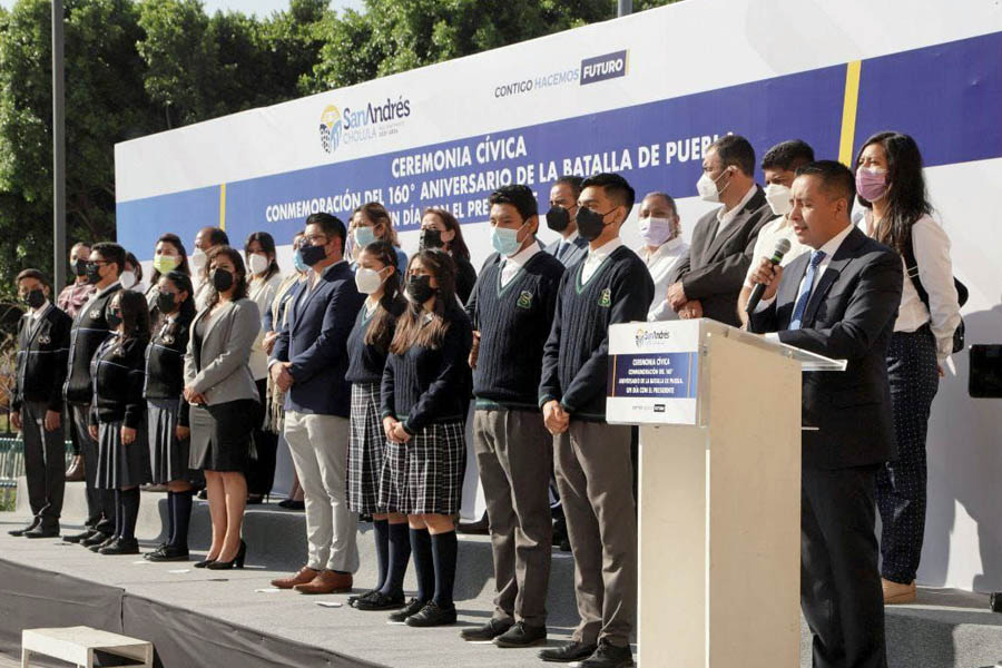 Participaron estudiantes en "Un Día con el Presidente"