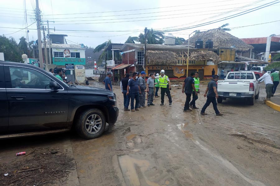 Siguen desaparecidas 5 personas por paso de Agatha en Oaxaca