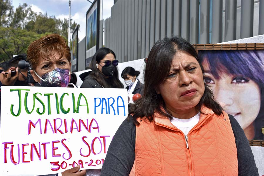 Teme por su vida madre de universitaria asesinada