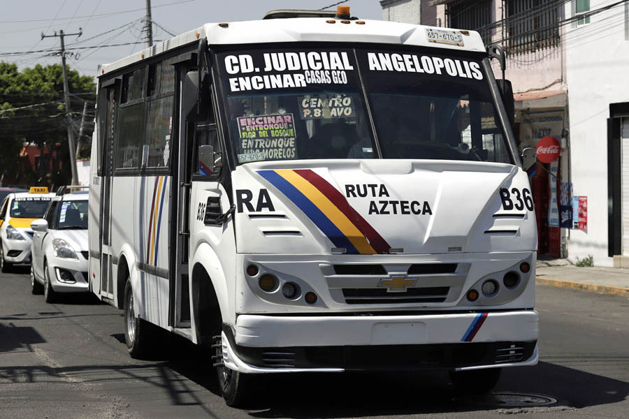 Transporte público atropelló y mató a tres personas