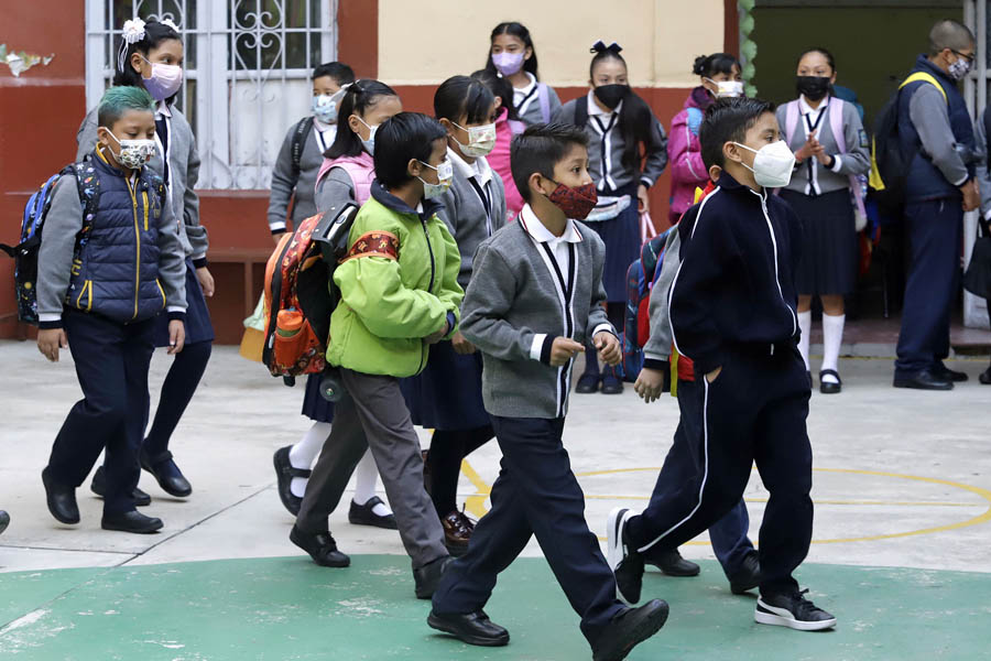 Ordenó jueza restaurar programa Escuelas de Tiempo Completo