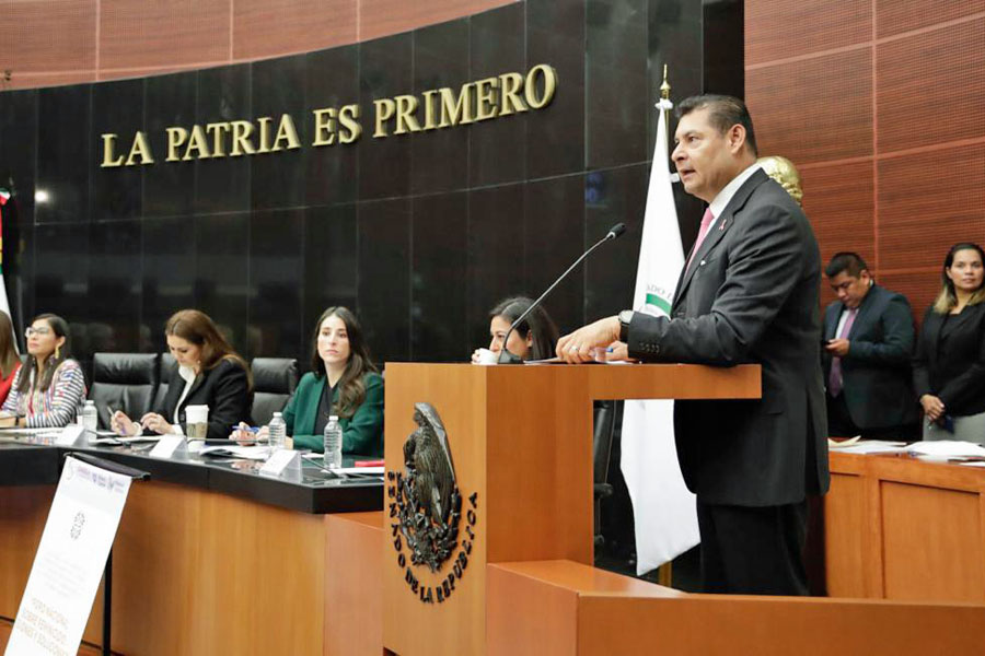 Inauguró senador Alejandro Armenta Foro sobre Feminicidio