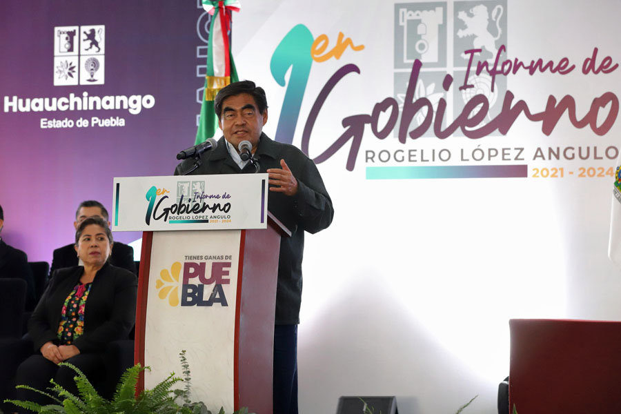 Ofrece Barbosa obras para municipios al asistir a informes