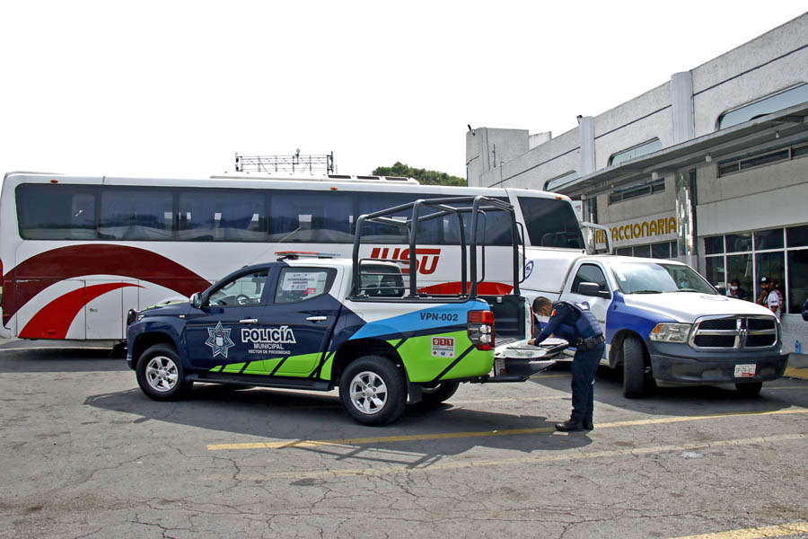 Un paro cardiaco mató a pasajero en lateral de la autopista