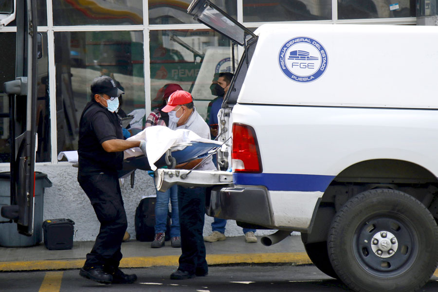 Un paro cardiaco mató a pasajero en lateral de la autopista