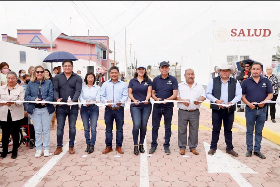 Inauguró Mundo Tlatehui adoquinamiento en Cacalotepec