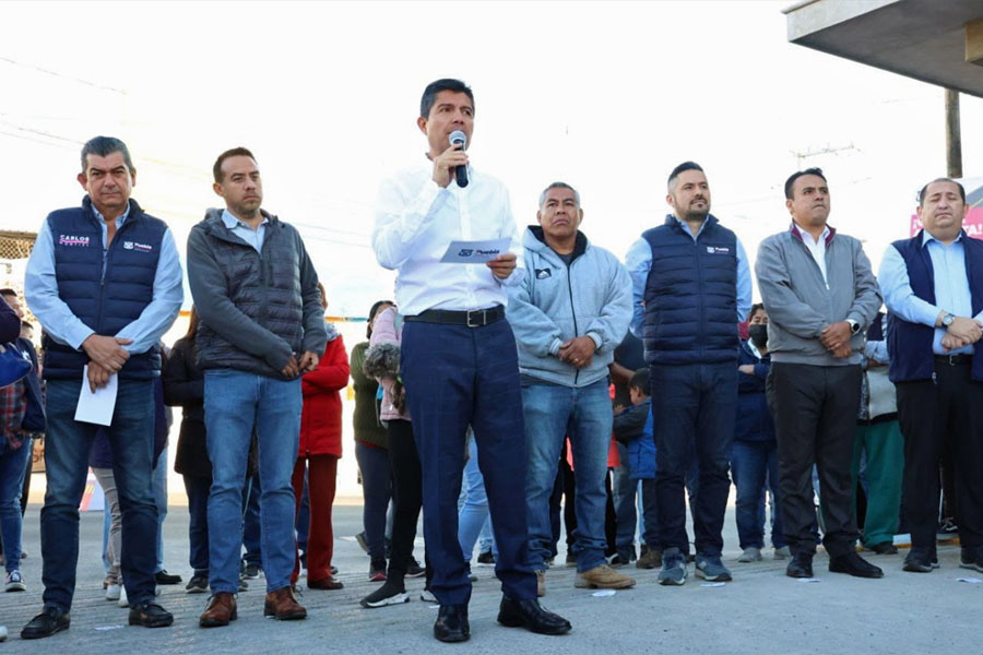 Entregó Eduardo Rivera calles en la Romero Vargas