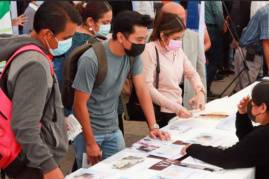 Firmaron ST y Tehuacán convenio para promoción del empleo