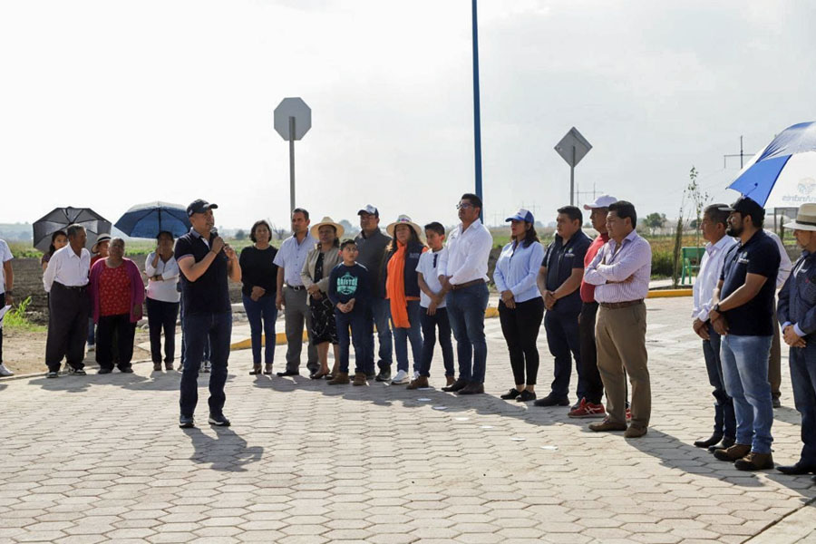 Entregó Mundo Tlatehui pavimentación en Tehuiloyocan