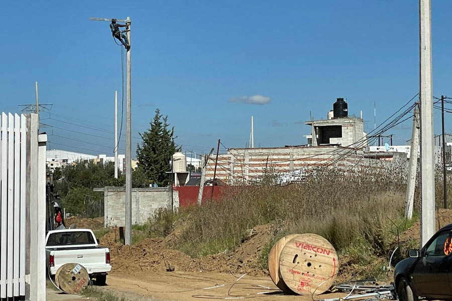 Amplió Filomeno Sarmiento red eléctrica en Cuautlancingo