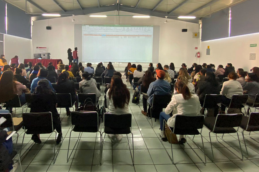 Continúa SEP con asignación de plazas y horas para docentes