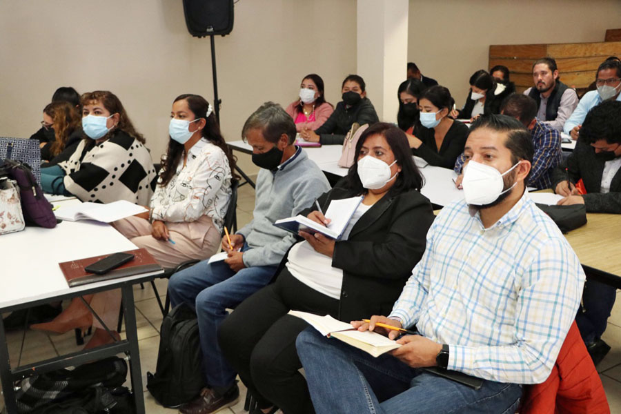 Capacitó SEP a 130 trabajadores de telesecundarias