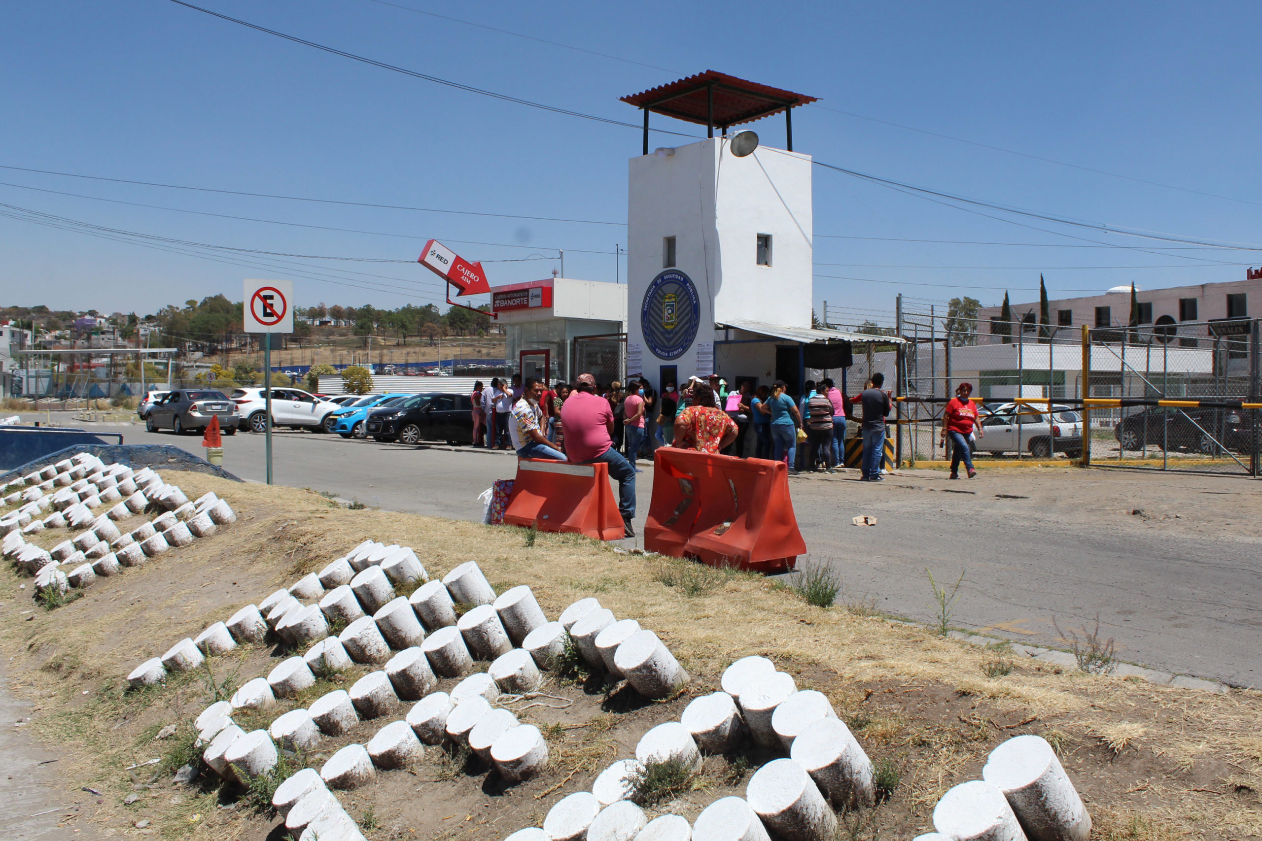 Otorga SEP educación básica a 163 internos de CERESOS