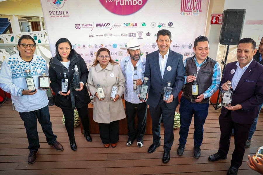 Presentó Eduardo Rivera Fiesta del Mezcal Poblano 2022