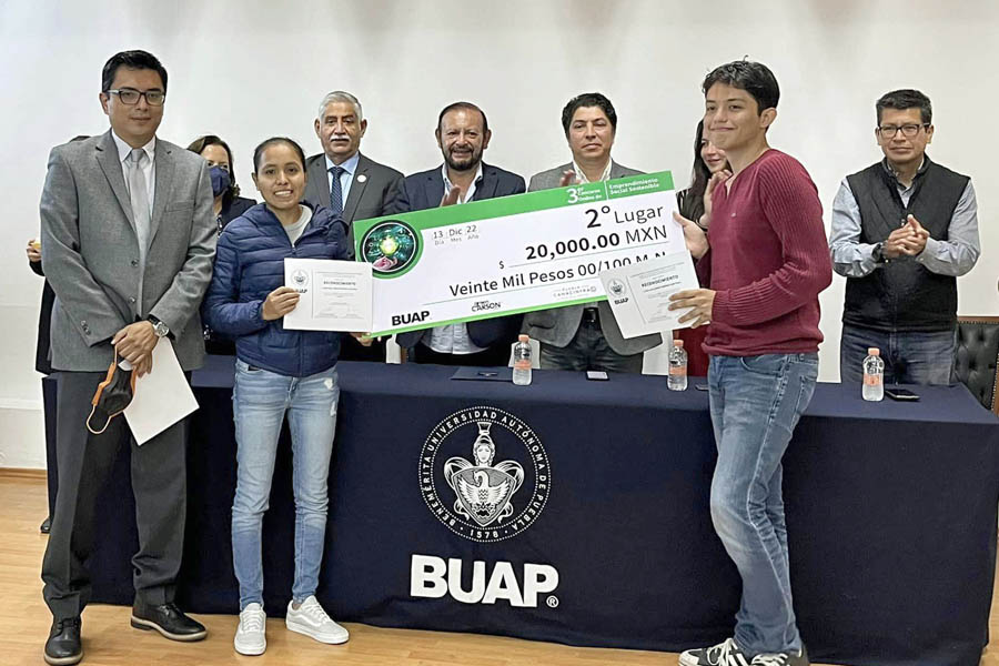 Premiaron a ganadores de concurso de emprendimiento BUAP