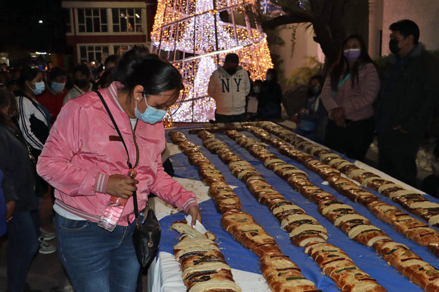 Concluyó Cuautlancingo festejos navideños con Rosca de Reyes