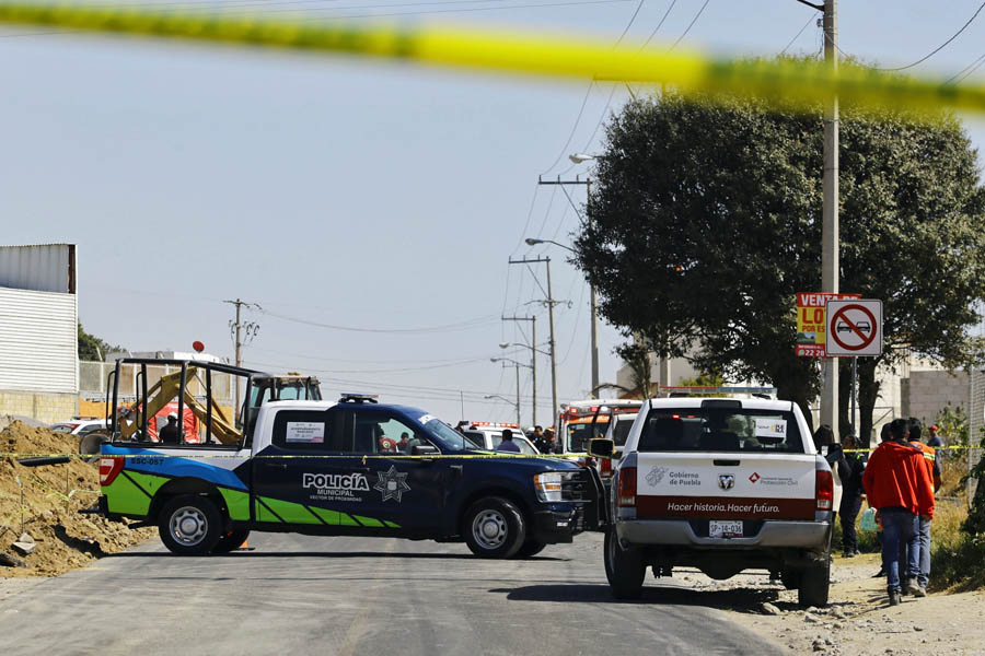 Derrumbe en obra dejó un muerto y un lesionado