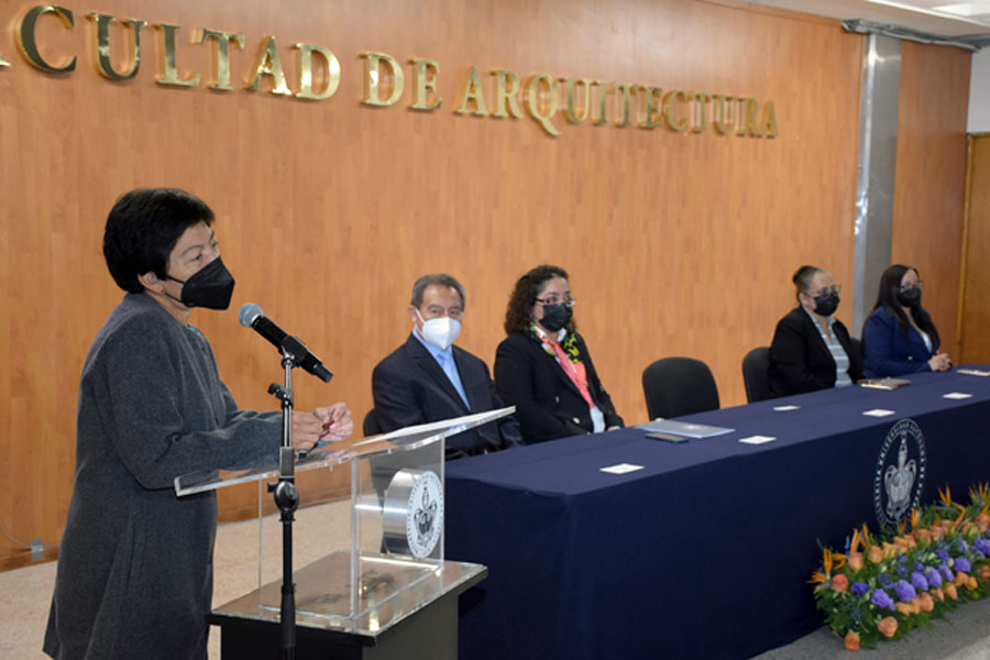 Asistió Lilia Cedillo a Informe de Facultad de Arquitectura