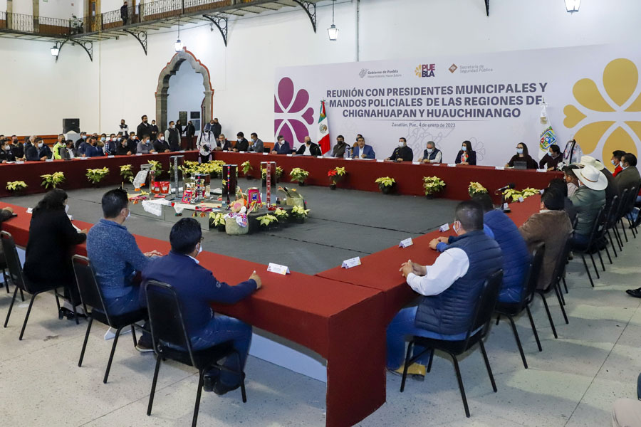 Se reunió Céspedes con ediles de la zona de la Sierra Norte