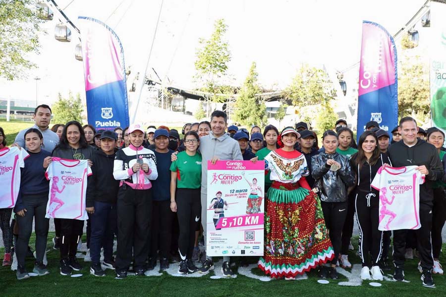 Presentó ERP medalla y playera de carrea Contigo Mujer