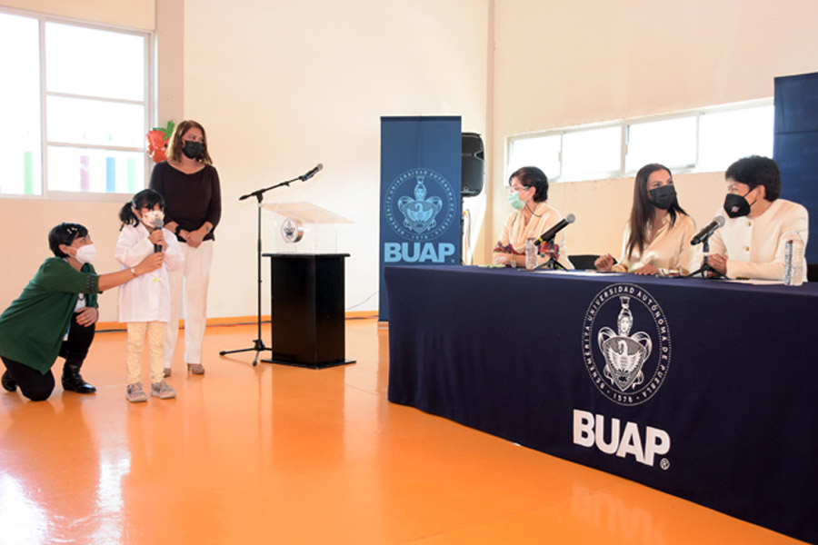 Celebró Lilia Cedillo Día de la Mujer y Niña en la Ciencia