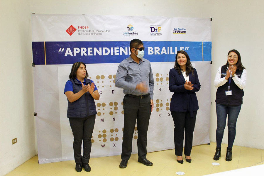 Imparte DIF San Andrés Cholula curso de braille