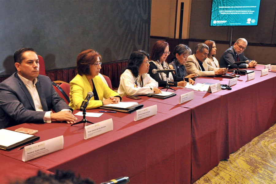 Participó Puebla en reunión para la transformación educativa