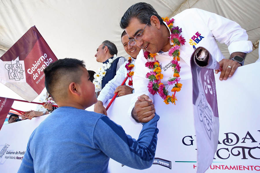 De visita en Guadalupe Victoria inauguró Céspedes obras