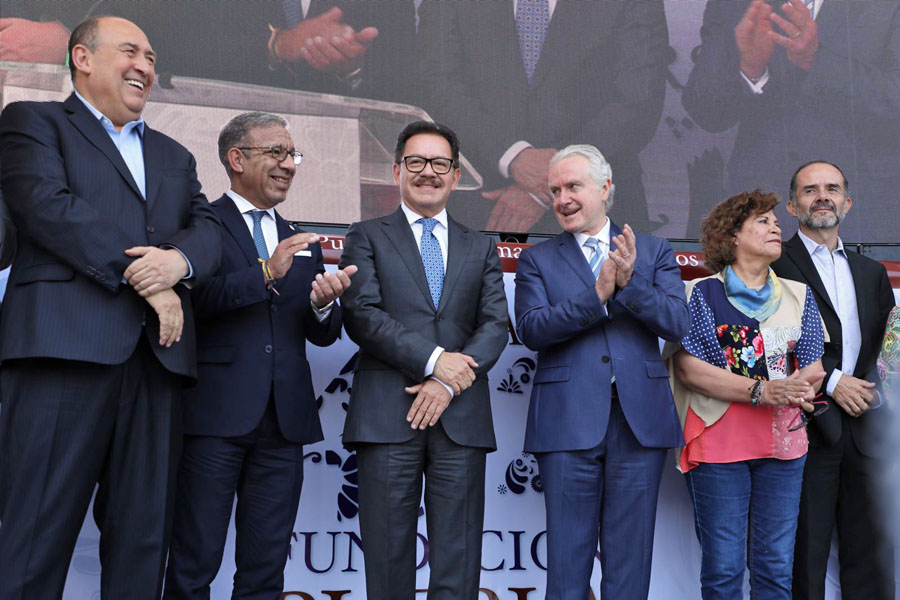 Inauguró Nacho Mier la semana de Puebla en San Lázaro