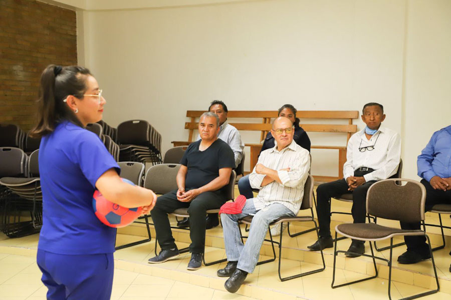 Encabezó Lupita Cuautle curso a chóferes del transporte