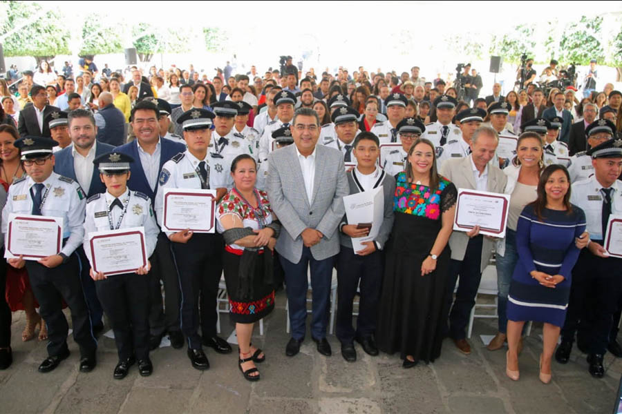 Entregó Céspedes Constancias de Registro Nacional de Turismo