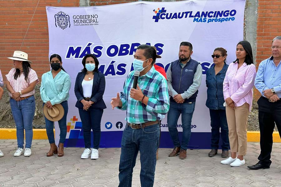 Inauguró Filomeno Sarmiento calle en cabecera municipal