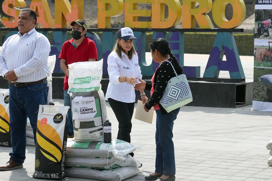 Duplicó San Pedro Cholula beneficiados con fertilizantes