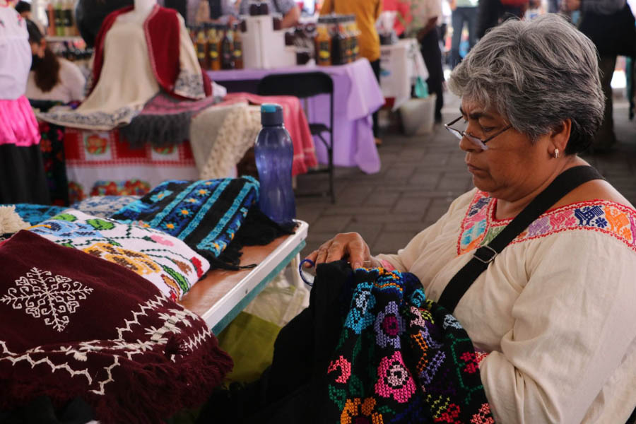 Creció en abril remuneración en comercio y servicios: SE