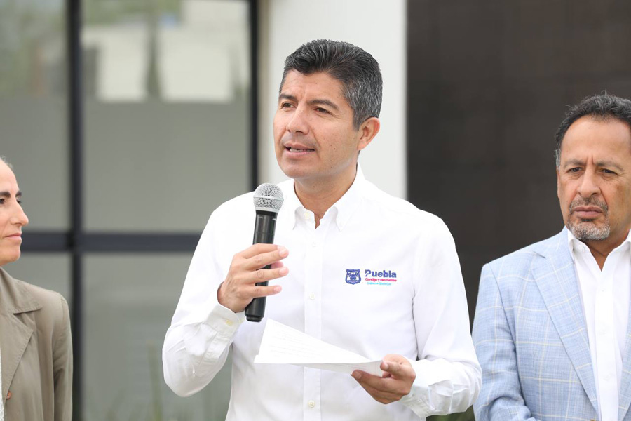 Inauguró Eduardo Rivera viviendas en Bosques de San Sebastián