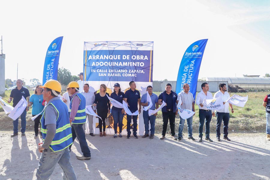 Inició Mundo Tlatehui adoquinamiento en San Rafael Comac