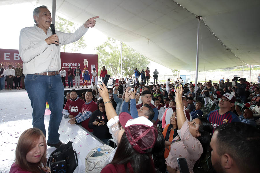 Cobijaron morenistas a Adán Augusto en su visita a Puebla