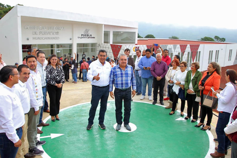 Inauguró e inició obras Céspedes en la Sierra Norte de Puebla