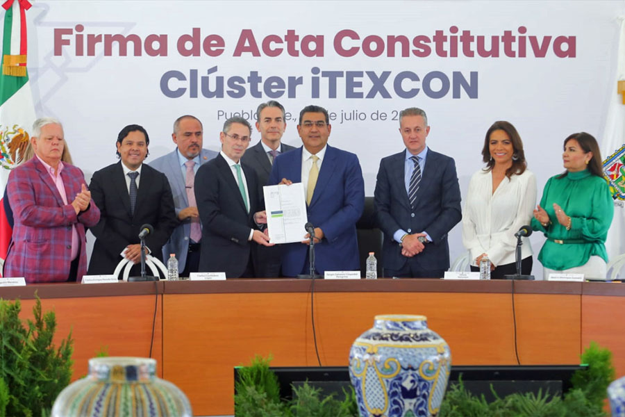 Firmó Céspedes acta de clúster textil y de confección