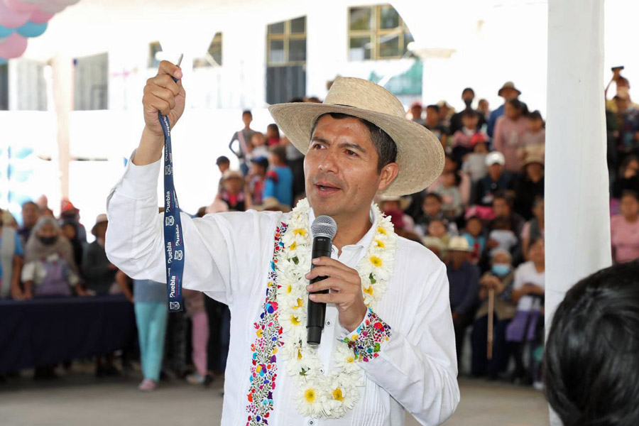 Inauguró Eduardo Rivera rehabilitación de pozo de agua en Canoa