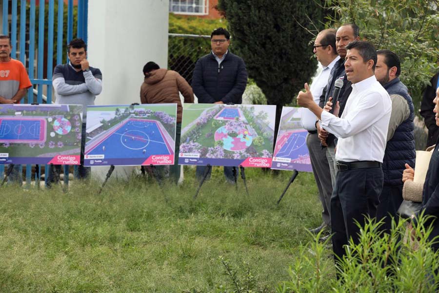 Inició Eduardo Rivera rehabilitación de cancha El Cobre