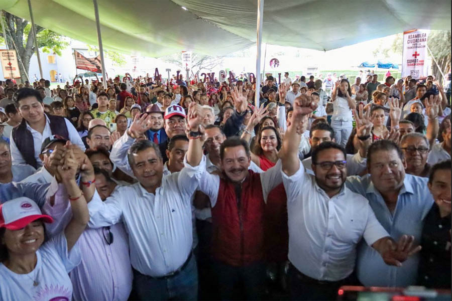 Se reunió Nacho Mier con habitantes de San Andrés Cholula