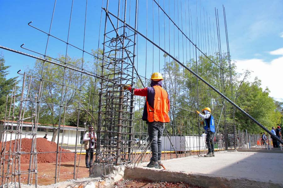 Inauguró e inició Céspedes obras en la UTP por 30 mdp