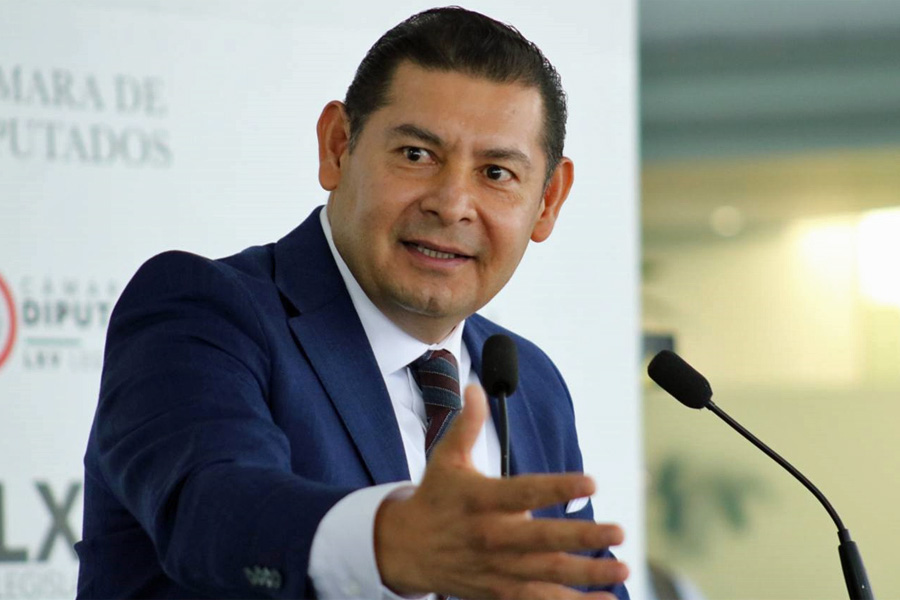 Modelo educativo de AMLO tiene el respaldo social: Armenta