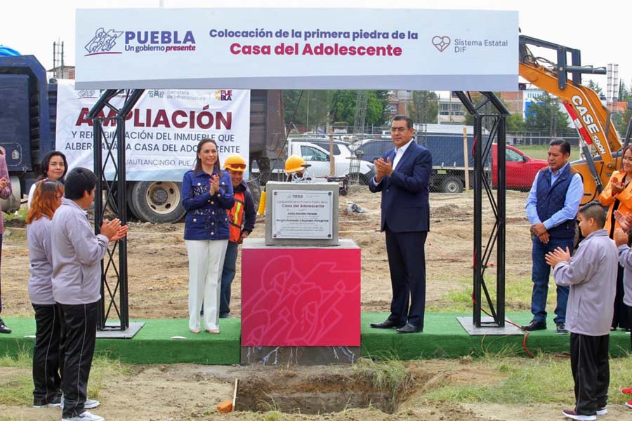 Iniciaron Céspedes y Filomeno construcción de Casa del Adolescente